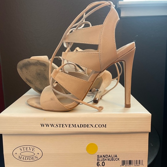 Steve Madden Blush Nubuck Heels “Sandalia” - Picture 1 of 4